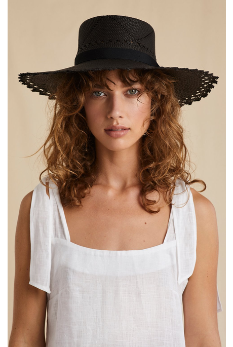 SCALLOPED BRIM  BLACK STRAW BOATER