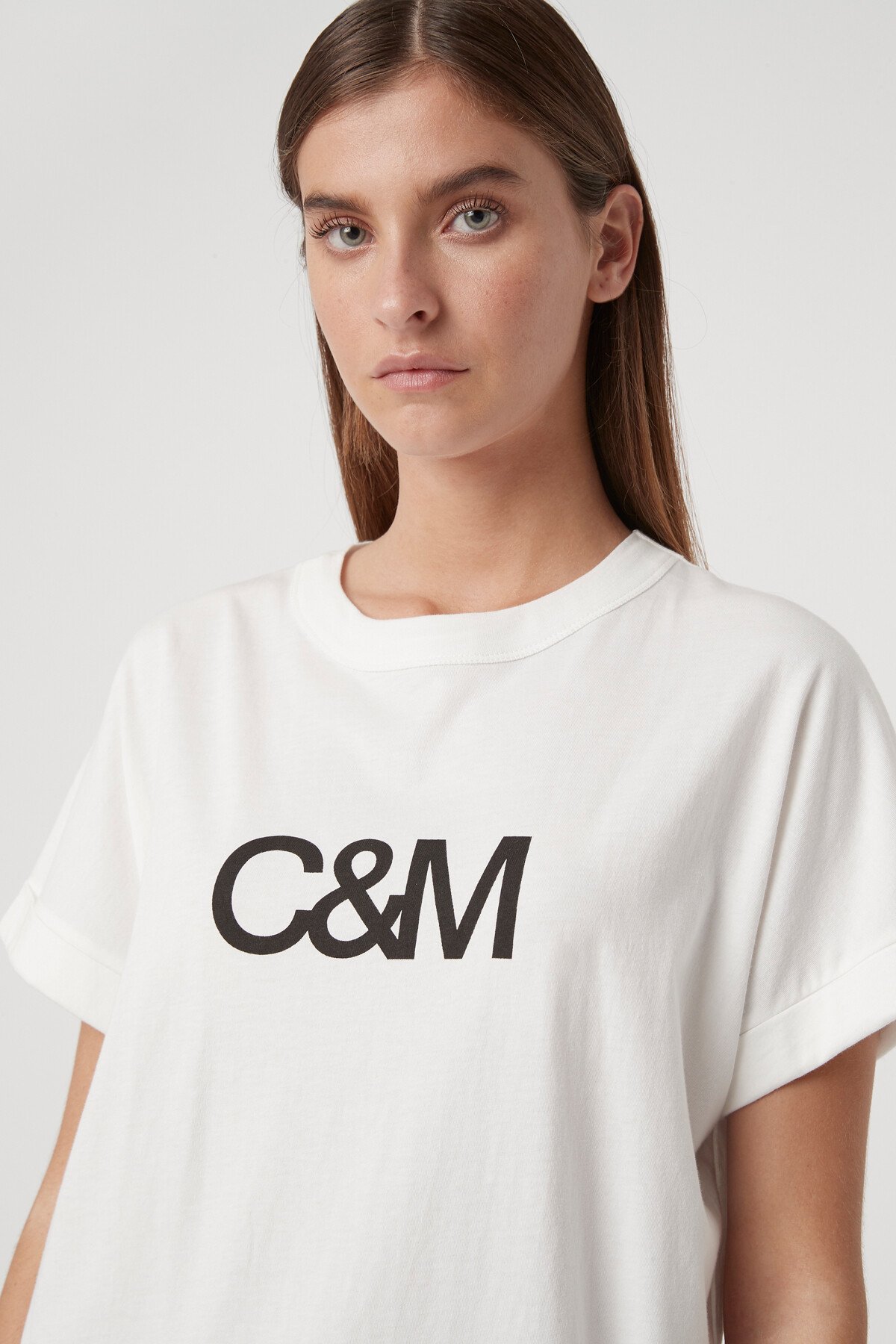 NEW HUNTINGTON TEE (WHITE)- C&M S20 Boxing Day Sale