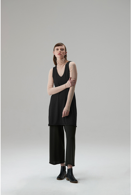 MERINO SLIP (BLACK)