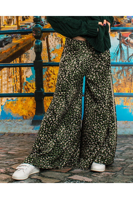 SHAKE A LEG TROUSERS (GREEN LEOPARD)