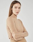 HUXLEY FITTED TURTLENECK (CAMEL)