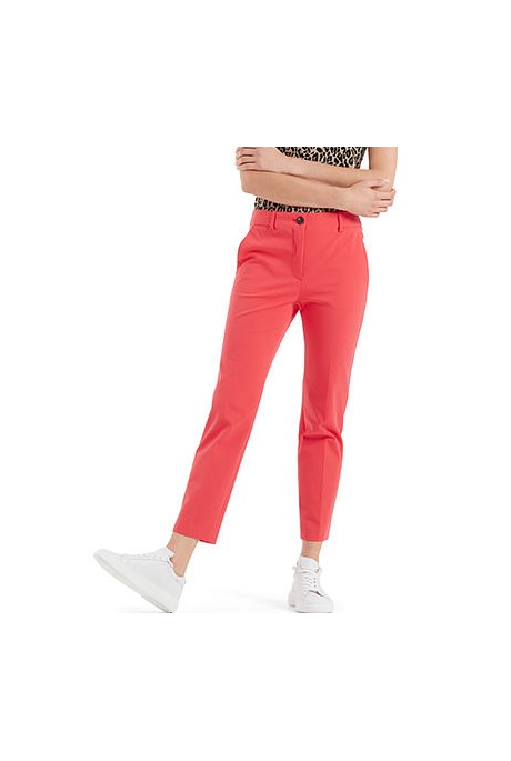 CROPPED PANTS (LIGHT RED)