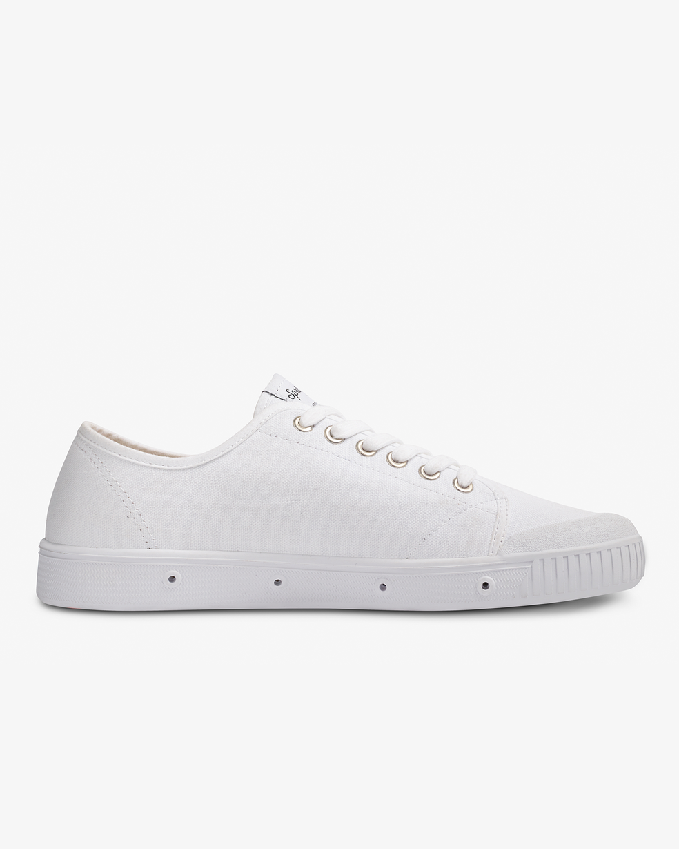 spring court white canvas
