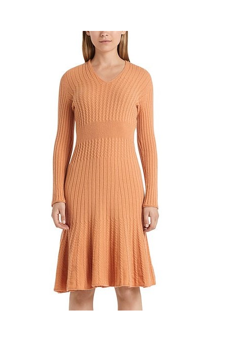 V NECK KNITTED DRESS (APRICOT BEIGE)