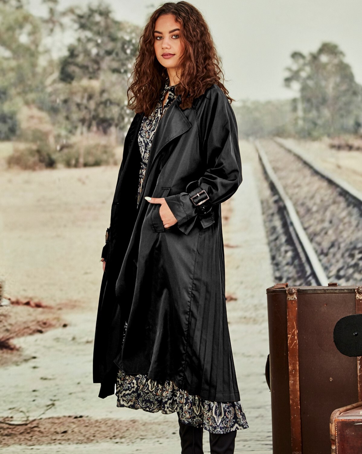 PLEATWOOD MAC COAT BLACK COOPER AUTUMN WINTER 21 Boxing Day Sale