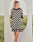 SHAKE SHIFT UP DRESS (BLACK CHEVRON)