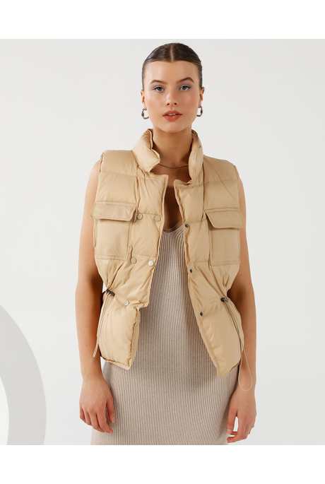 CALI VEST (CARAMEL)