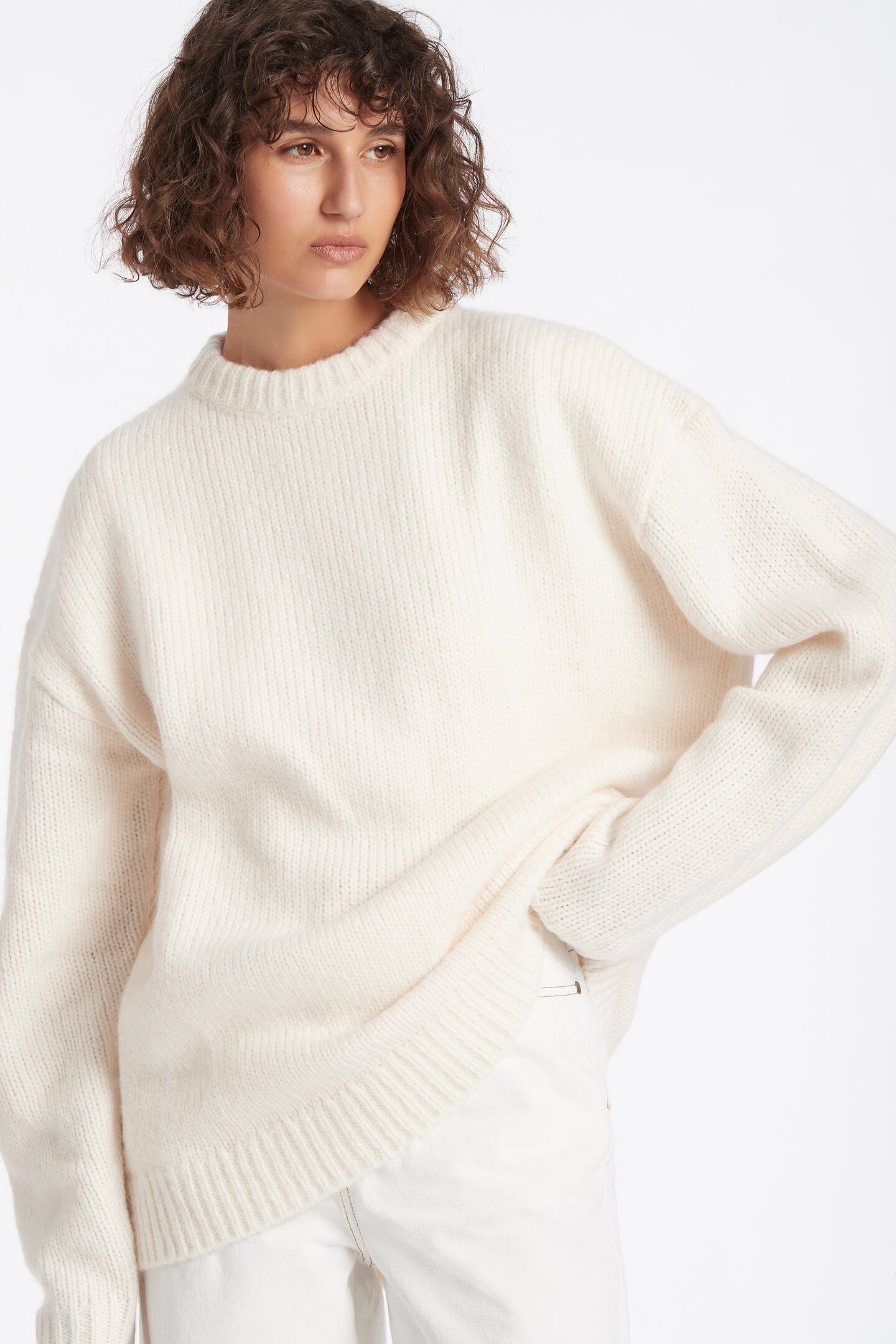 SEVILLE CREW NECK SWEATER IVORY SIR WINTER 21 Boxing Day Sale