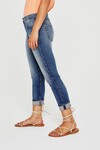 EX-BOYFRIEND SLIM JEANS (FIRESTONE)