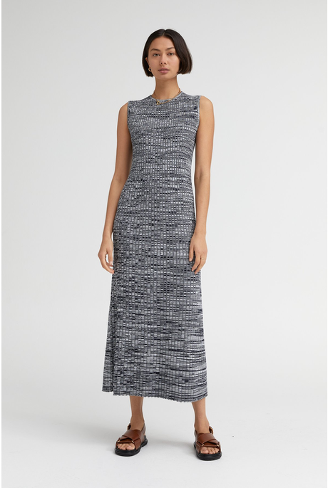 THE SLEEVELESS CLEO DRESS (SPACE DYED NAVY)