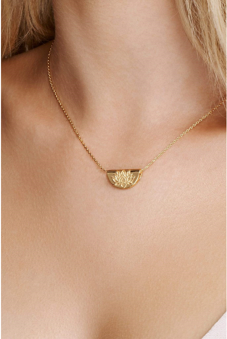 LOTUS SHORT NECKLACE (18K GOLD VERMEIL)