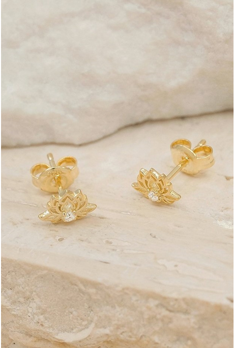 BLOOMING UNDER THE SAME SUN STUD EARRINGS (18K GOLD VERMEIL)