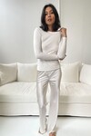 CC ESSENTIAL LONG SLEEVE TOP (SOFT WHITE)