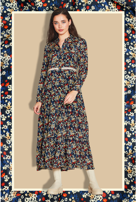 LONG WAY TO LOVE DRESS (NAVY DITSY)