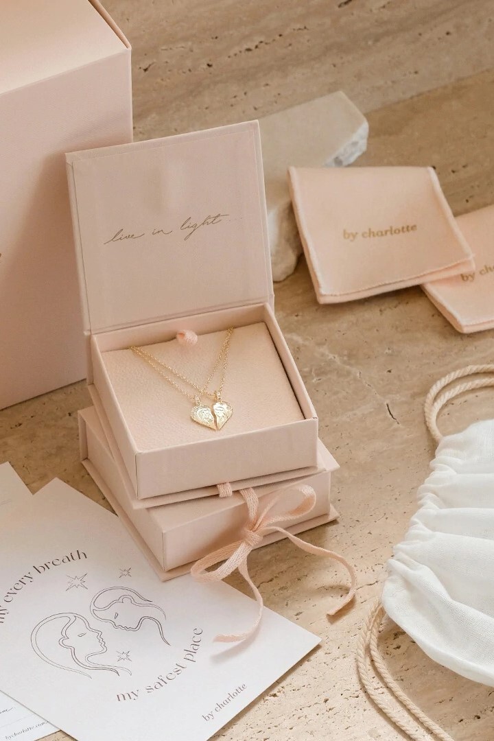 MY SAFEST PLACE NECKLACE SET 18K GOLD VERMEIL BY CHARLOTTE AUTUMN WINTER 22 Boxing Day Sale