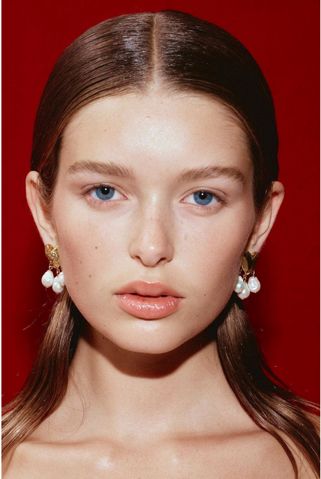 HERO PEARL HEART EARRING (GOLD)