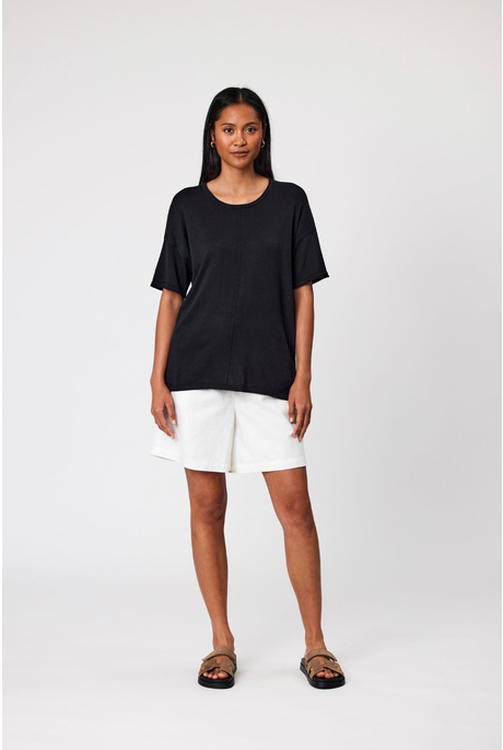LEISURE KNIT TEE (BLACK)