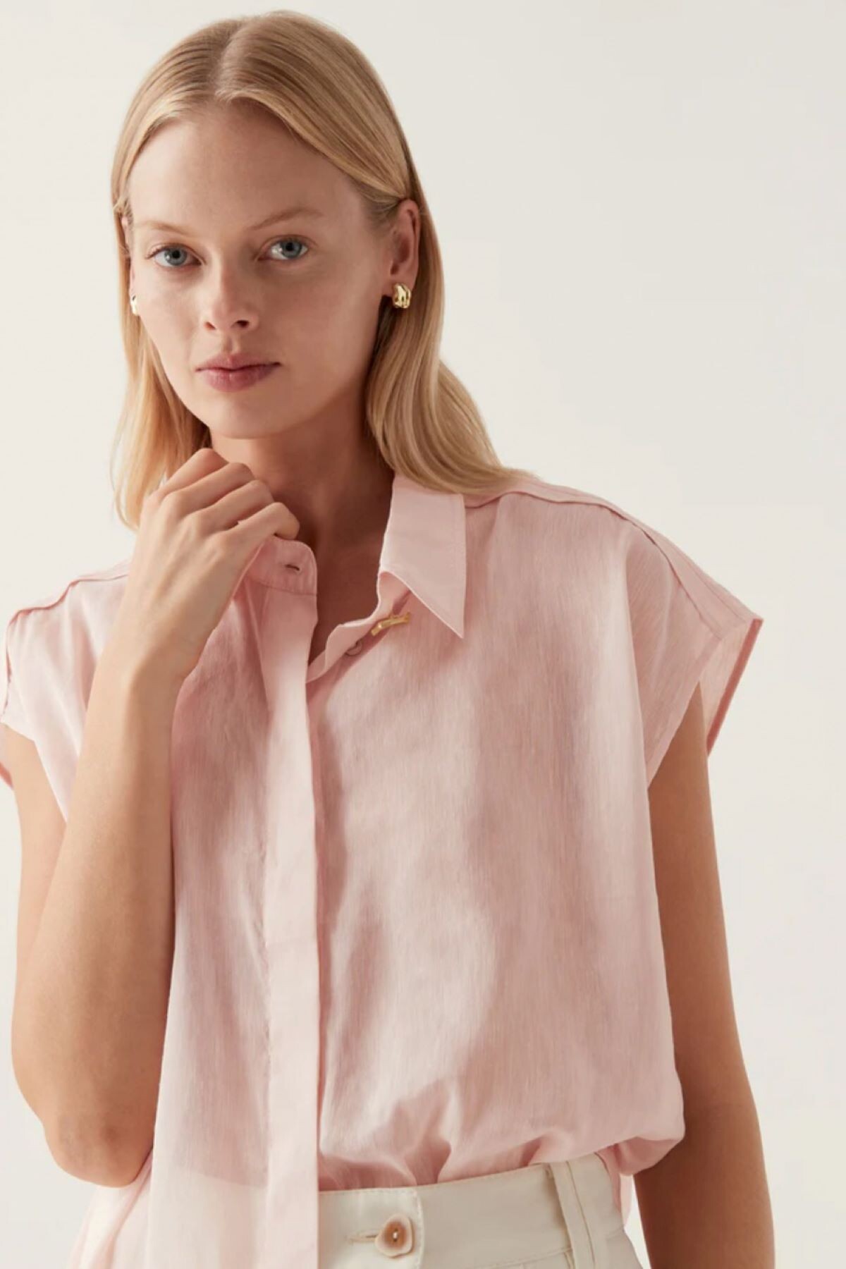 SOLANA OVERSIZED SHIRT (SOFT PINK)- AJE. SUMMER 24