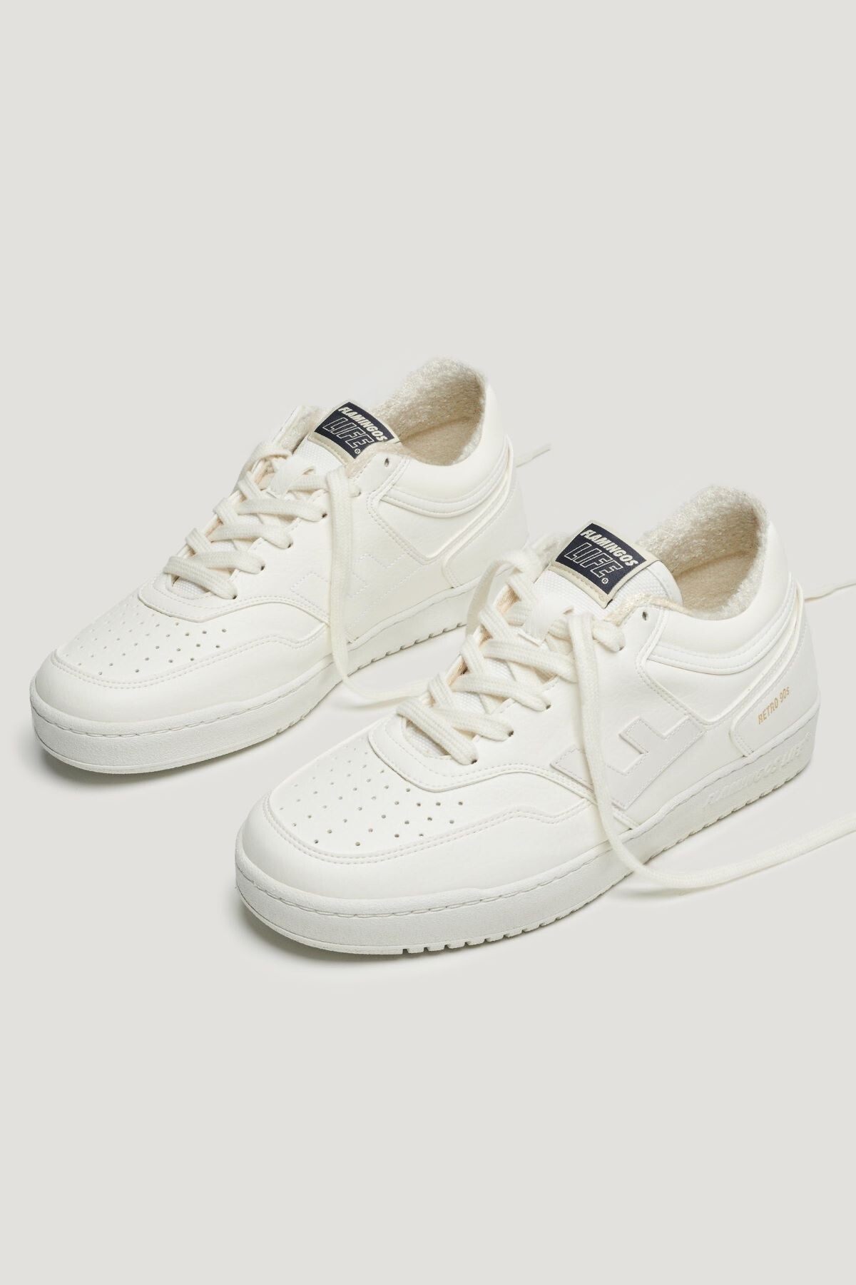 Retro 90s shoes shop