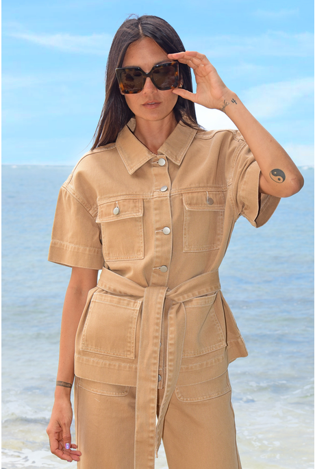 SUITED & BOOTED JACKET (CAMEL)