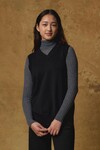 MERINO VEST (BLACK)