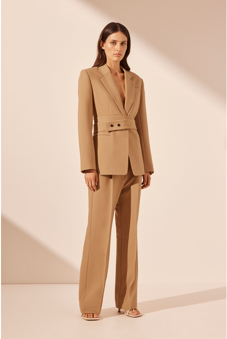 IRENA HOURGLASS BLAZER WITH BELT (WHEAT)