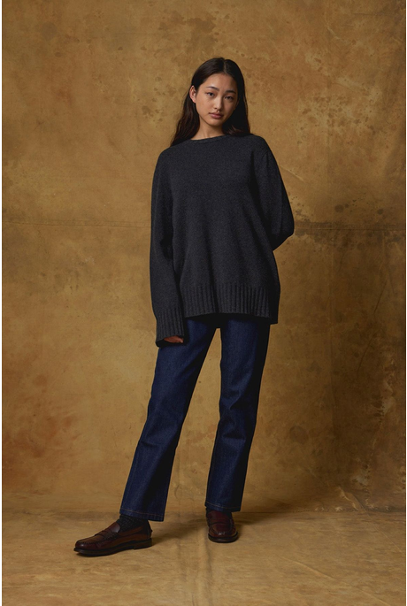 CASHMERE OVERSIZED SWEATER (CARBON)