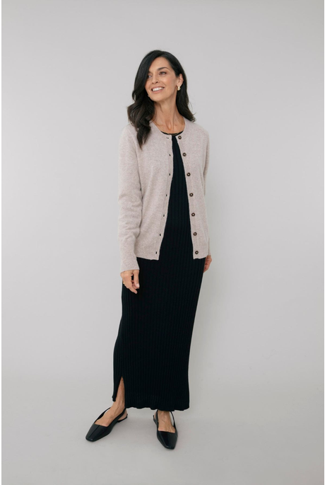 CASHMERE CLASSIC CARDIGAN (CHAI)