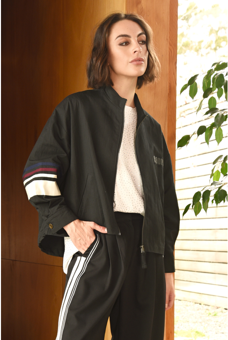 GATHER BACK TOGETHER JACKET (BLACK)