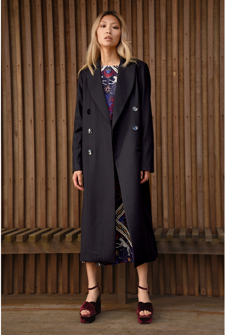 PLAYING THE LONG GAME COAT (DEEP NAVY)