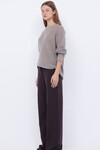 GEORGIA CREW NECK JUMPER (GREIGE)