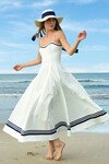 LOVE ME LIKE YOU DO DRESS (WHITE)