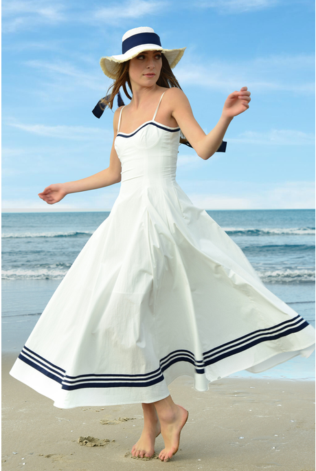 LOVE ME LIKE YOU DO DRESS (WHITE)