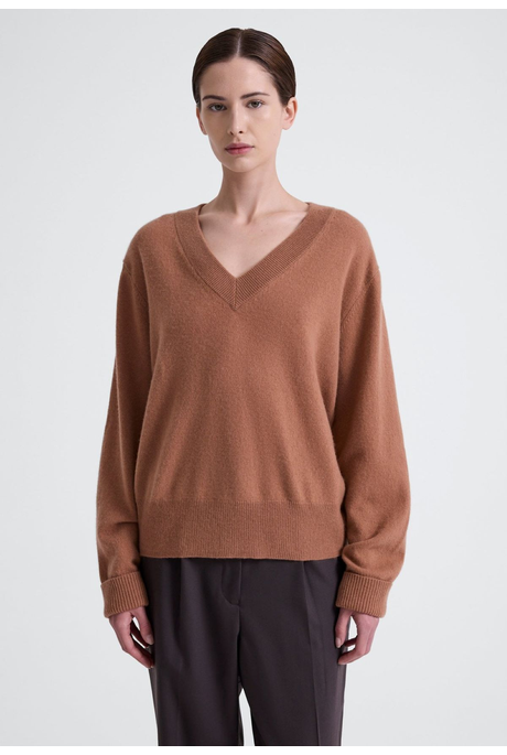 SHARPO SWEATER (SAHA)
