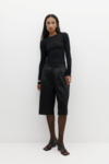 MERINO RUCHED LONG SLEEVE TEE (BLACK) 